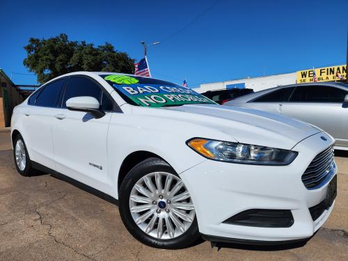 2015 Ford Fusion Energi SE Luxury Sedan